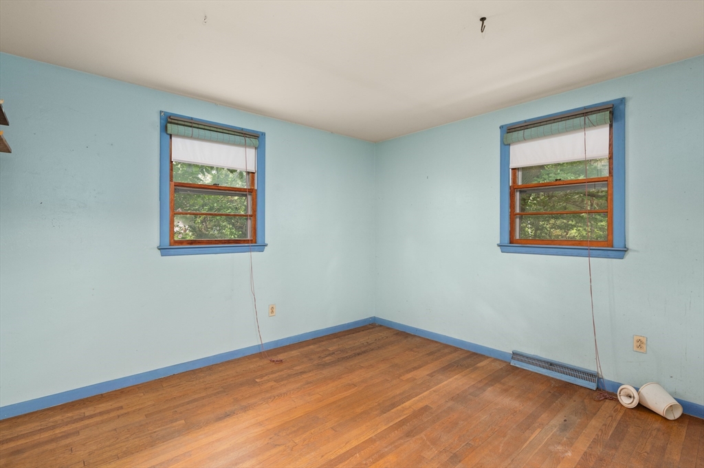 4 Pine Ave