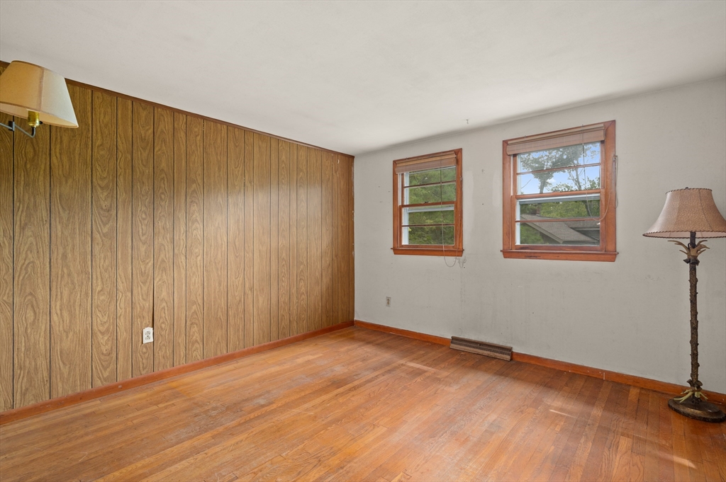 4 Pine Ave