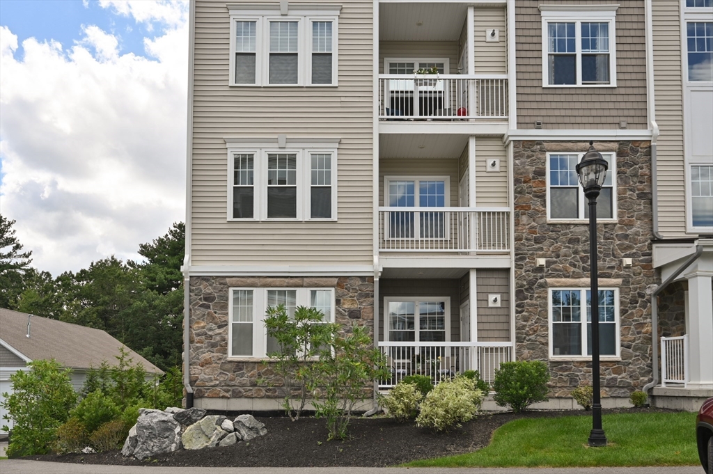 240 Martins Lndg # 201