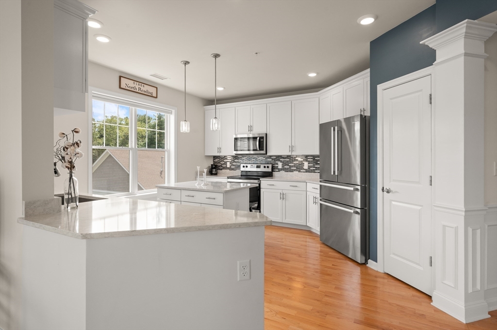 240 Martins Lndg # 201