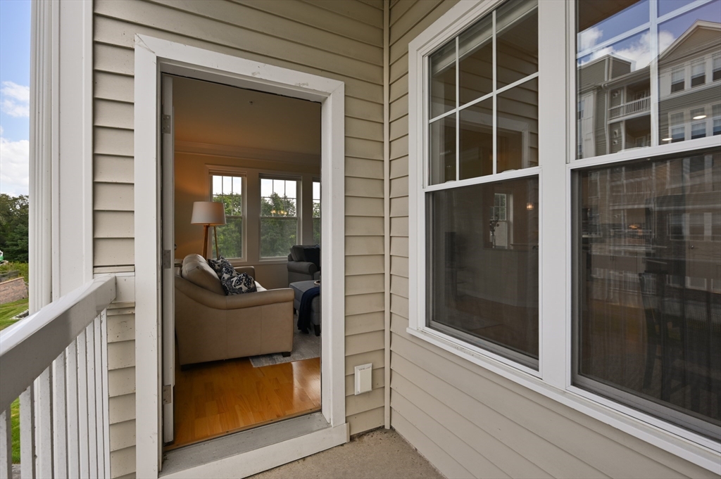 240 Martins Lndg # 201