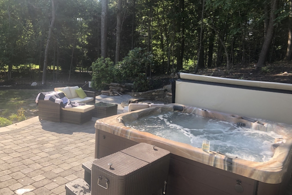 5 Palomino Drive