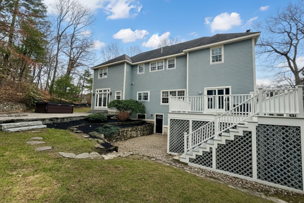 5 Palomino Drive