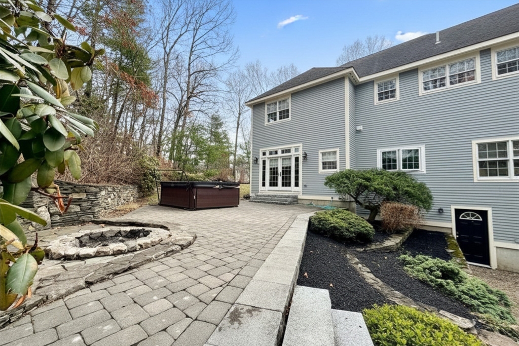 5 Palomino Drive