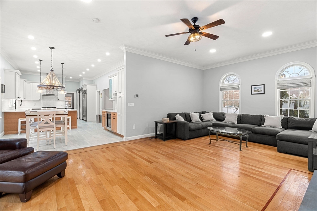 5 Palomino Drive