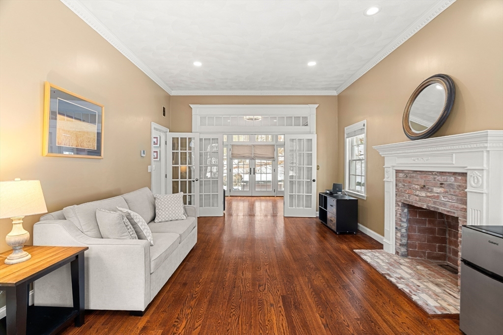 5 Palomino Drive