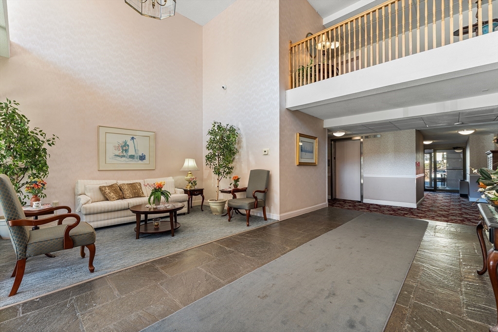 1 Summit Dr # 58