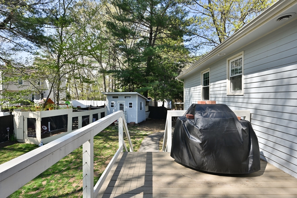18 Aurele Cir