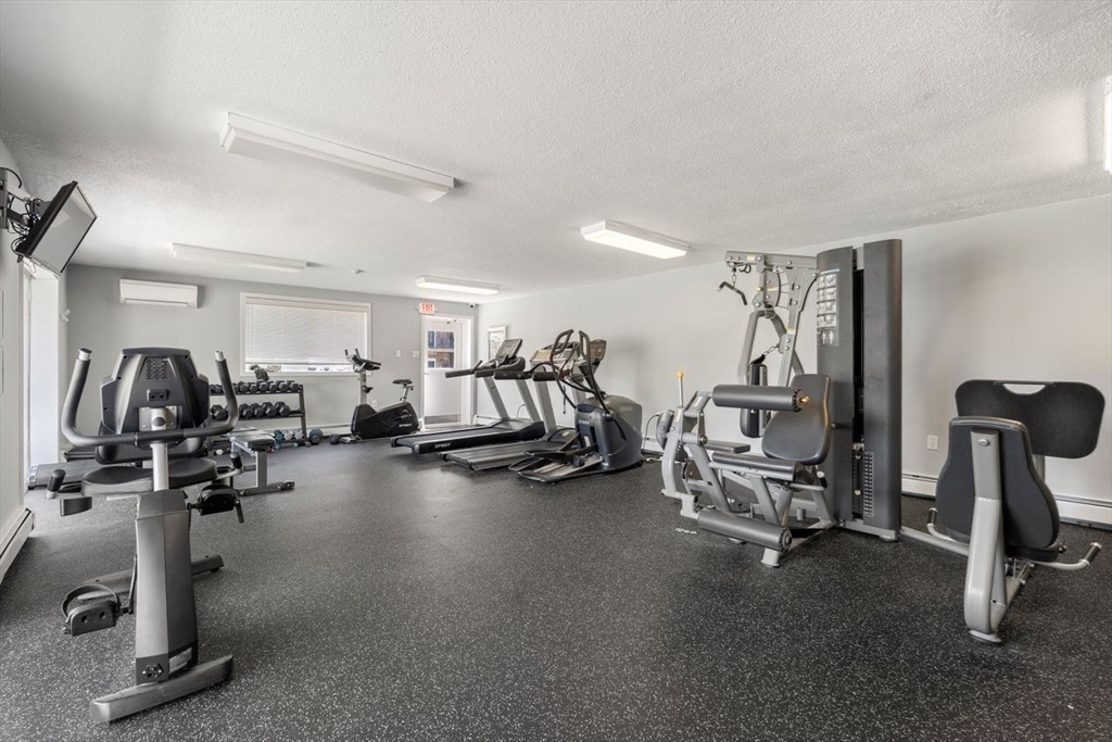 53 Fernview Ave # 6