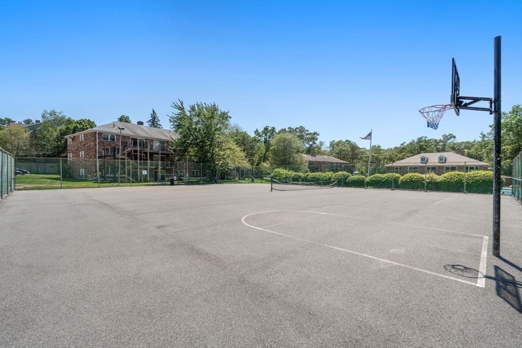 53 Fernview Ave # 6