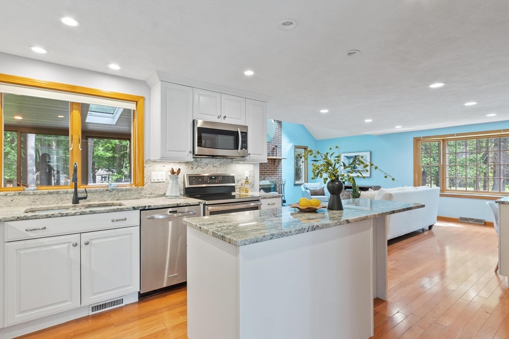 59 Old Lowell Rd