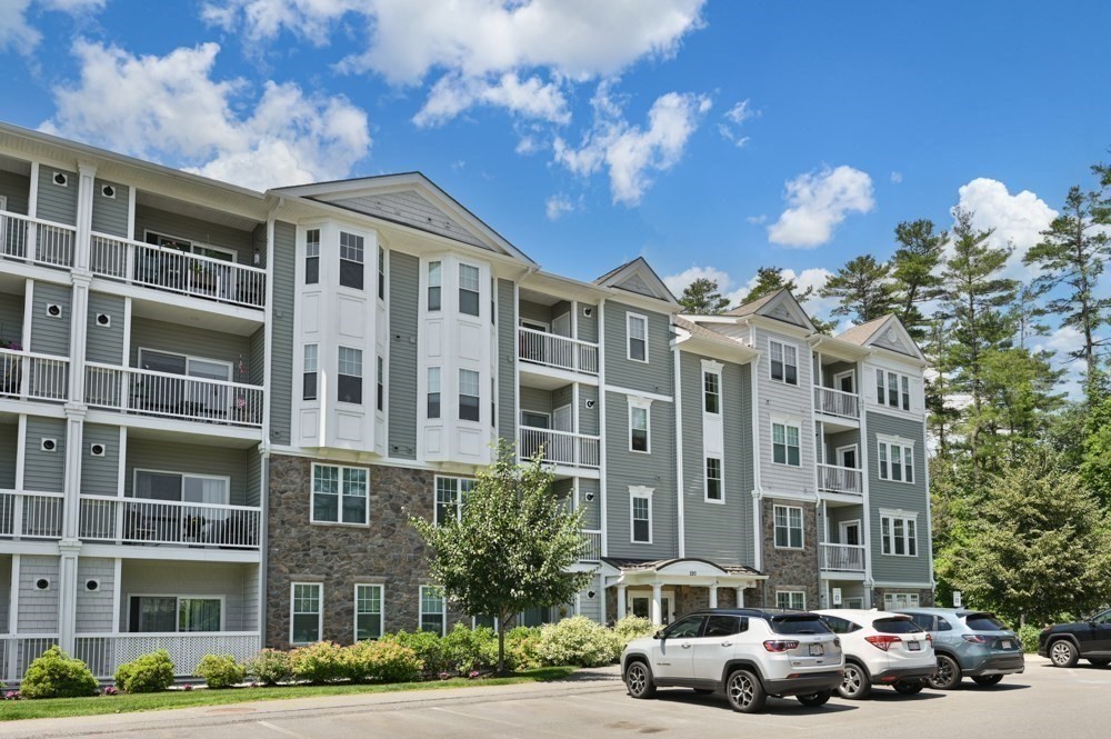 220 Martins Landing # 102