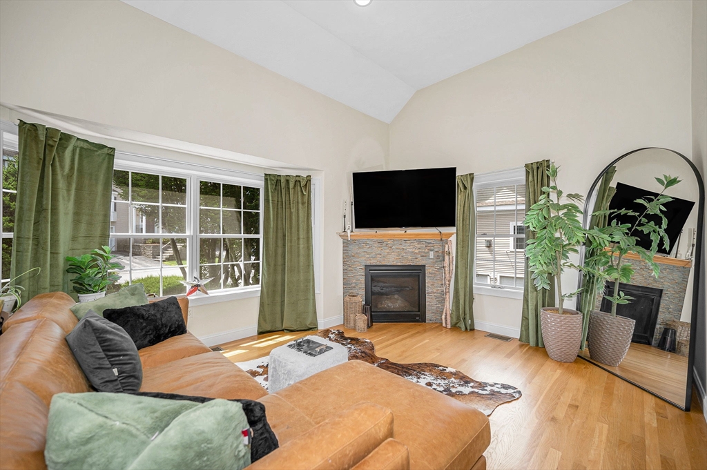 2 Charles Ridge Rd # A