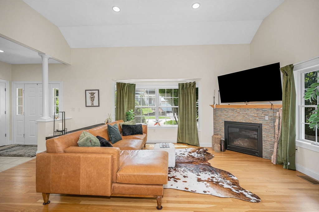 2 Charles Ridge Rd # A