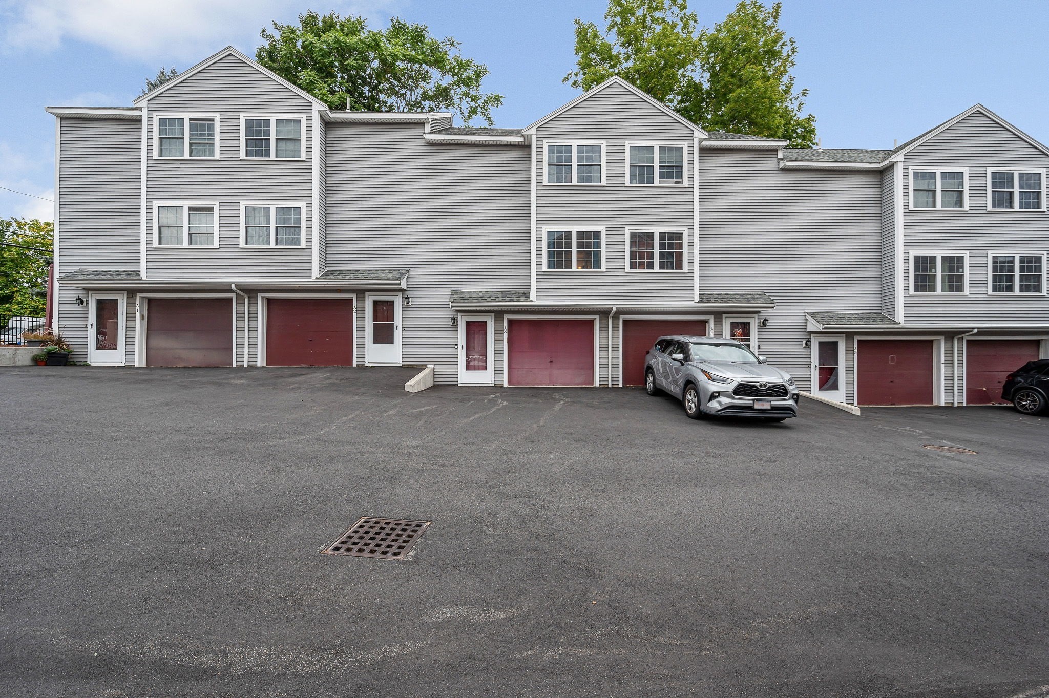 80 Smith Street # 3A