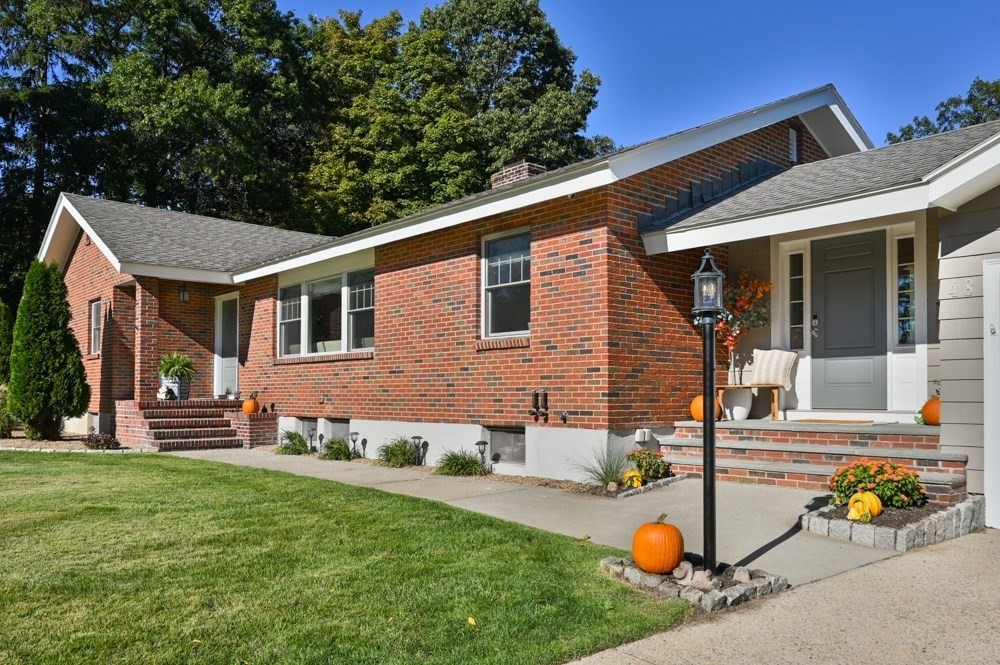 48 Border Rd