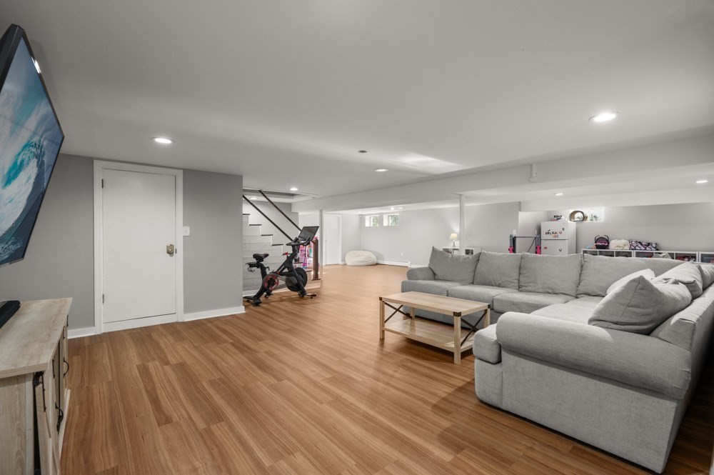 48 Border Rd