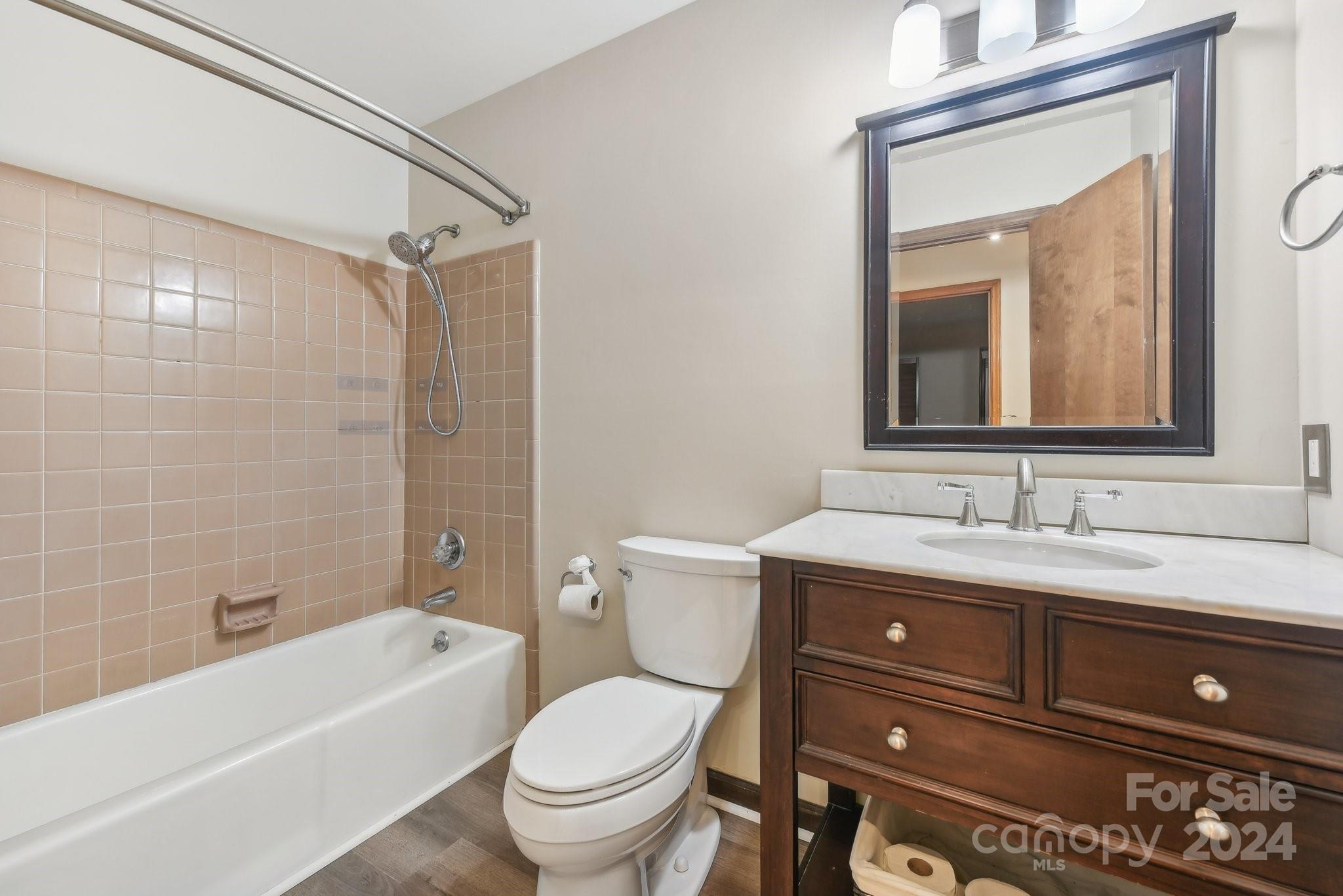 3216 Bow Club Trail