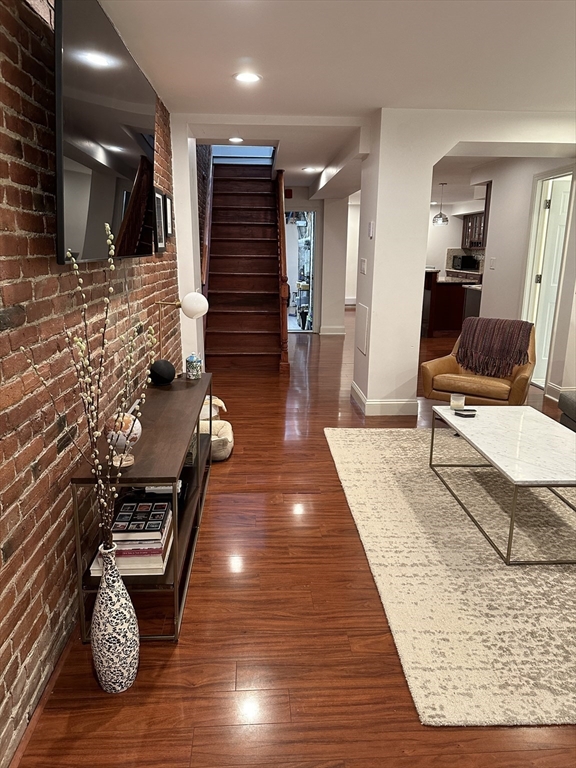 95 Saint Botolph St. # 1