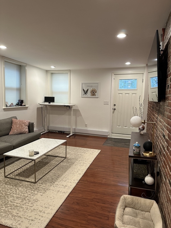 95 Saint Botolph St. # 1