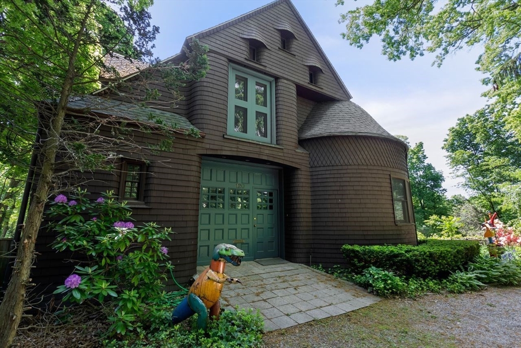 120 Rawson Road