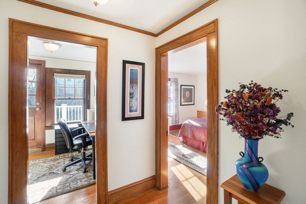 60 Winsor Ave