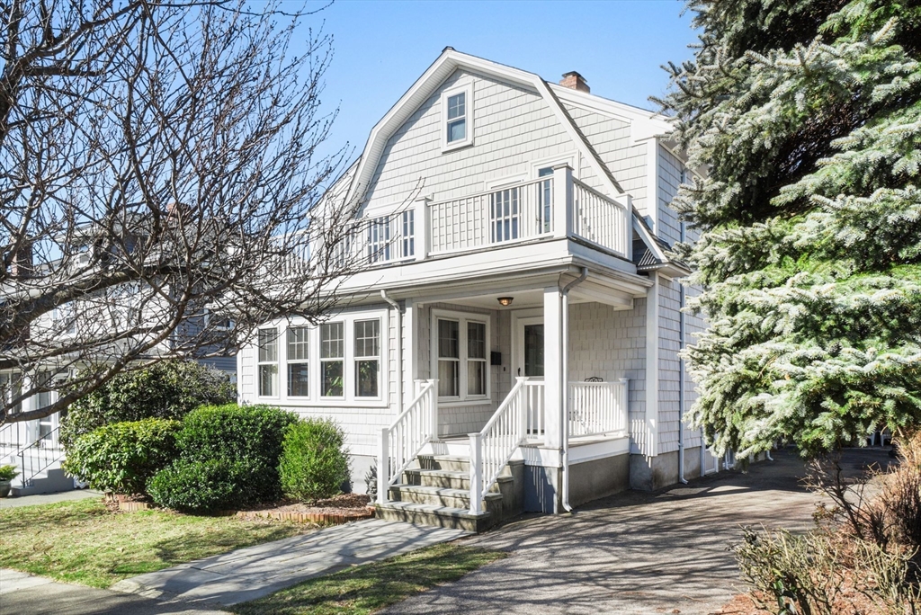 60 Winsor Ave