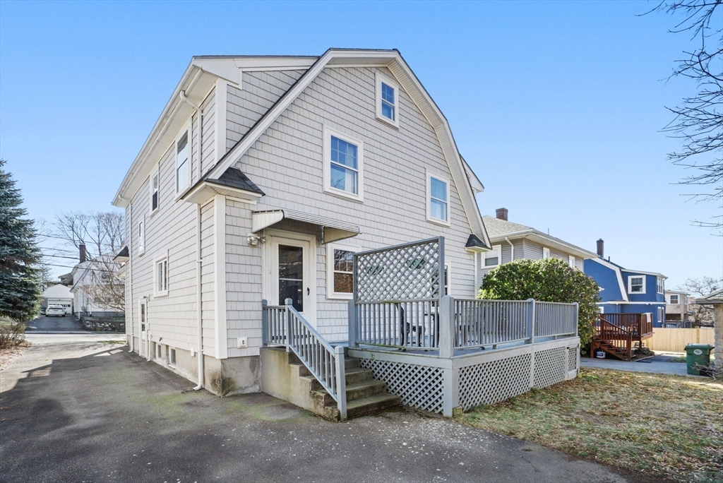 60 Winsor Ave
