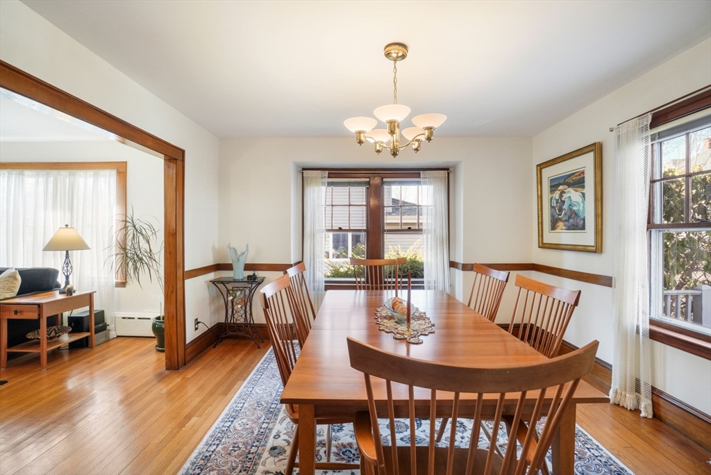 60 Winsor Ave