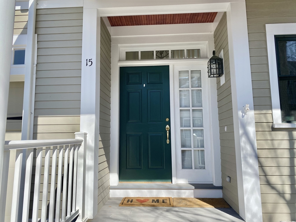 15 Courtyard Place # 15