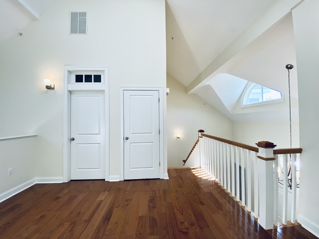 15 Courtyard Place # 15