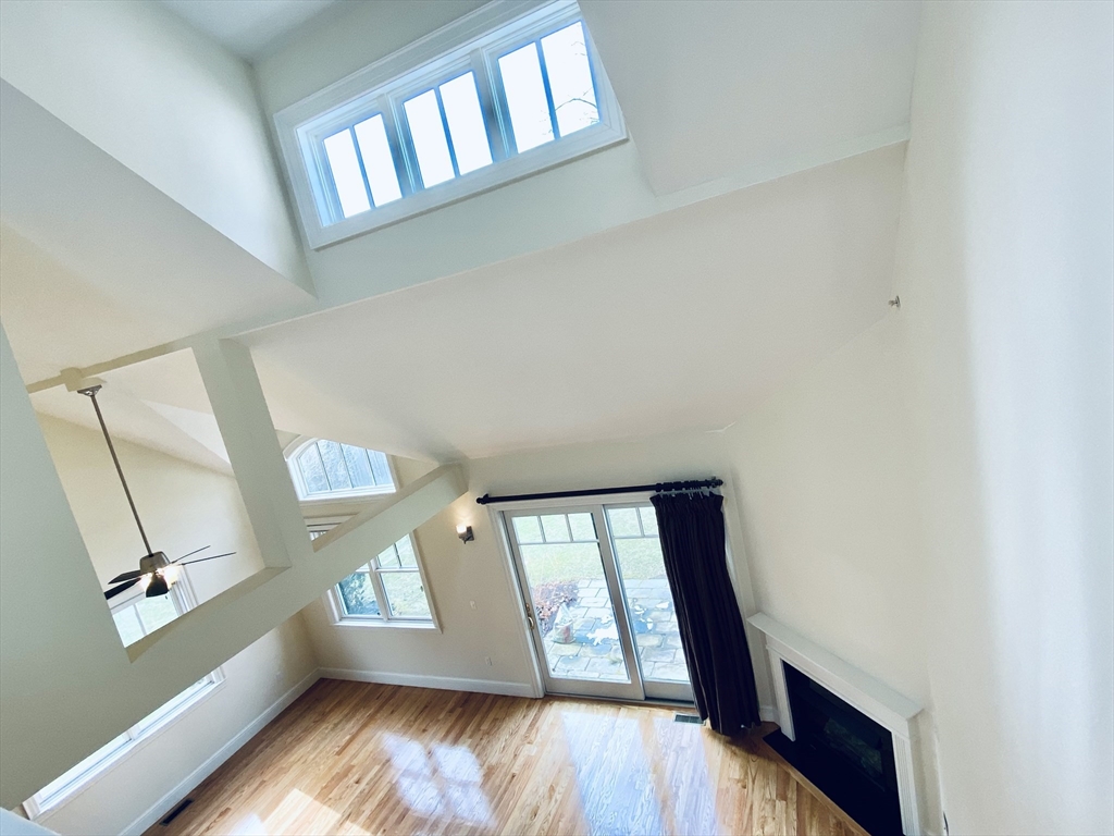 15 Courtyard Place # 15
