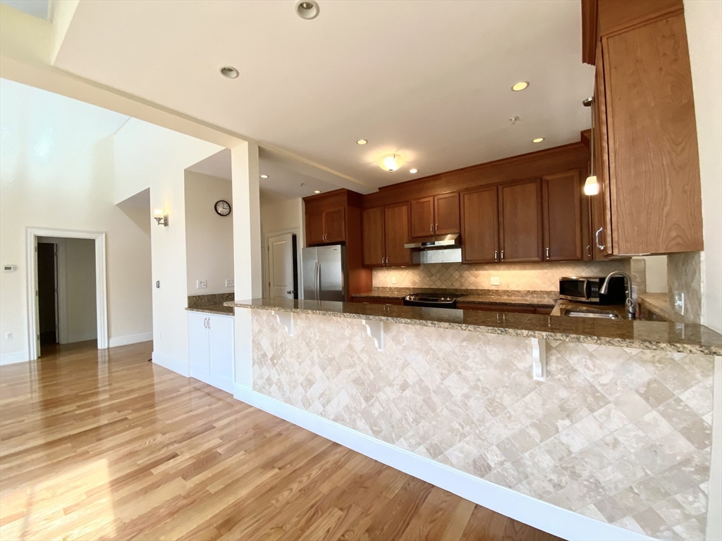 15 Courtyard Place # 15