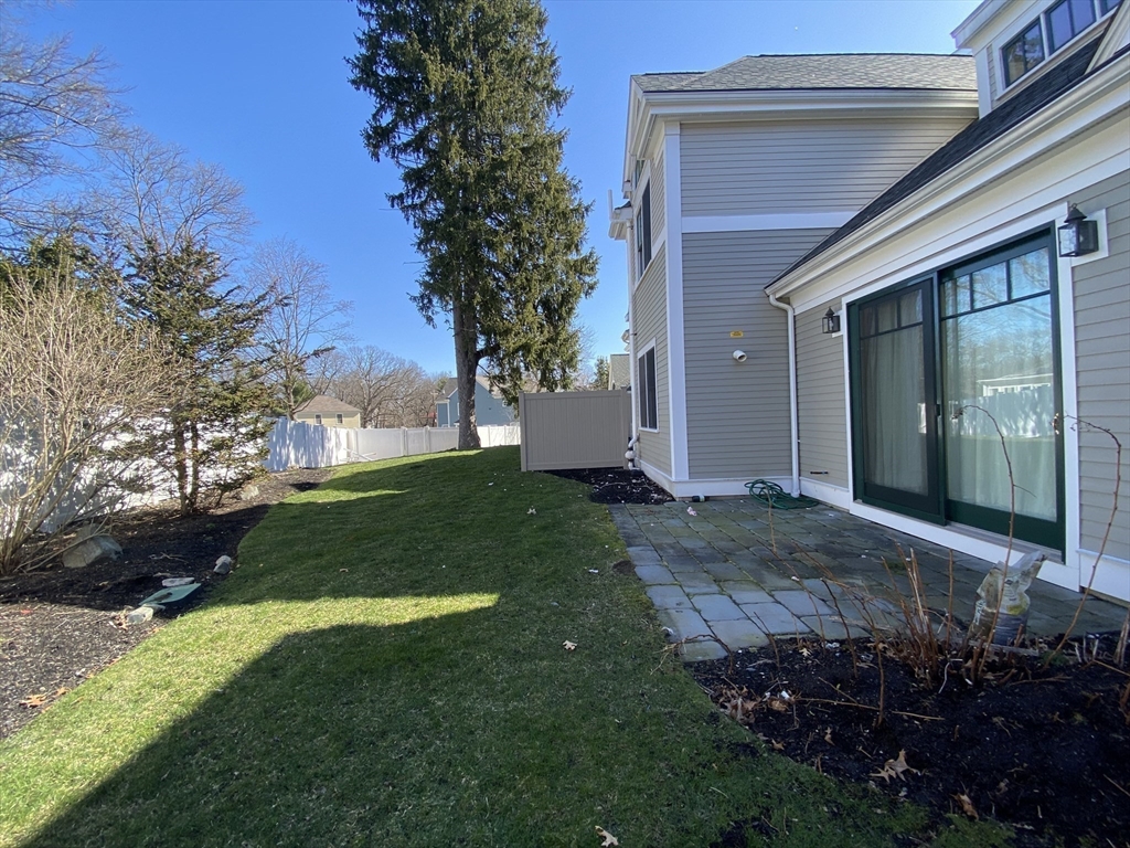 15 Courtyard Place # 15