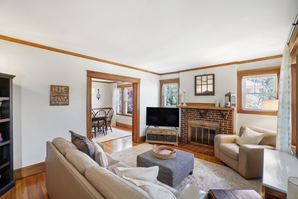 226 Trapelo Rd # 1