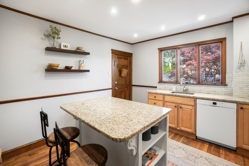 226 Trapelo Rd # 1