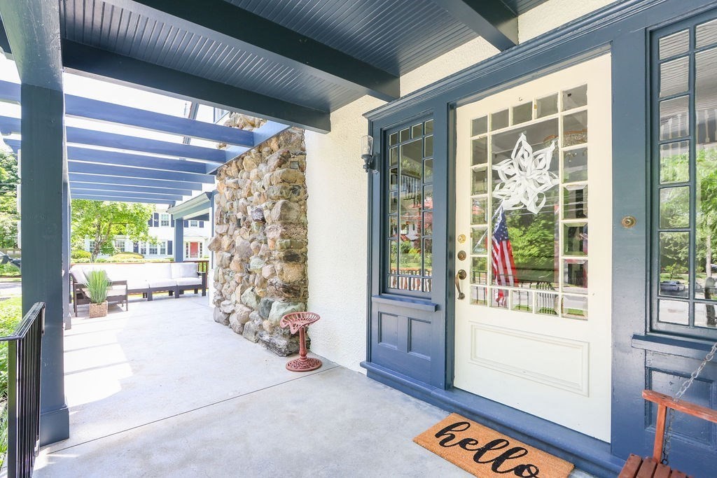 186 Woodward St Unit: SF