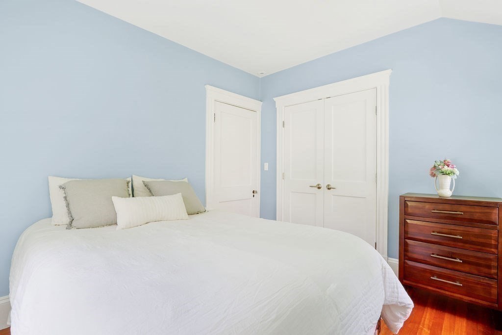 186 Woodward St Unit: SF