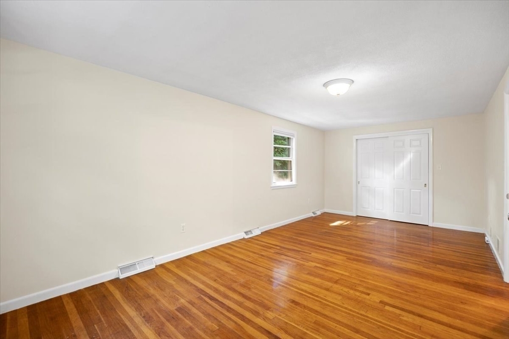 62 Longfellow Rd