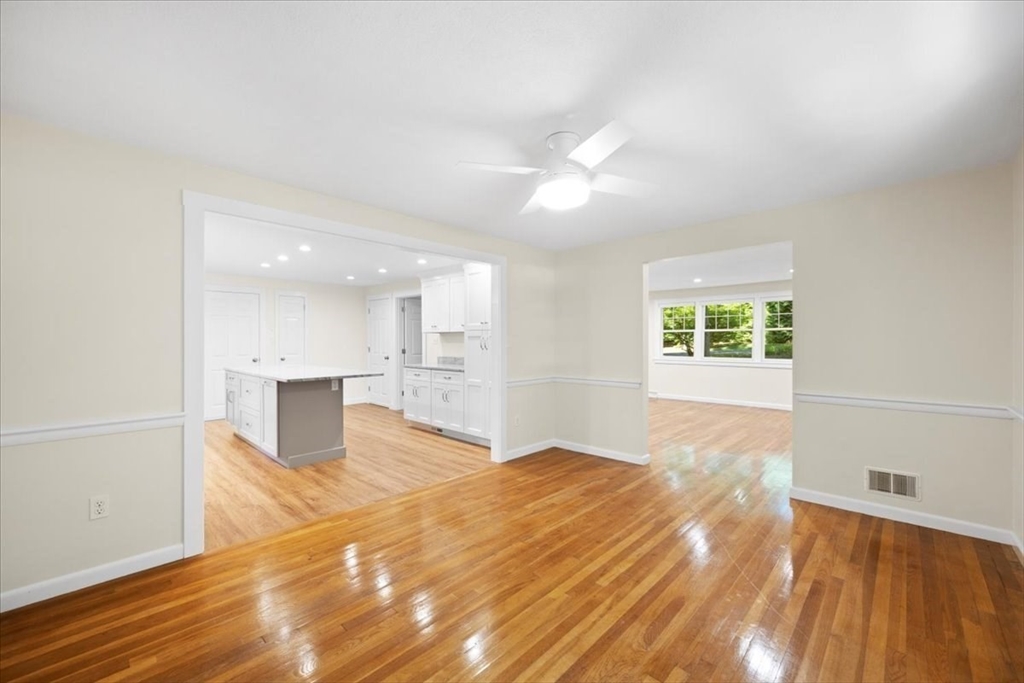 62 Longfellow Rd