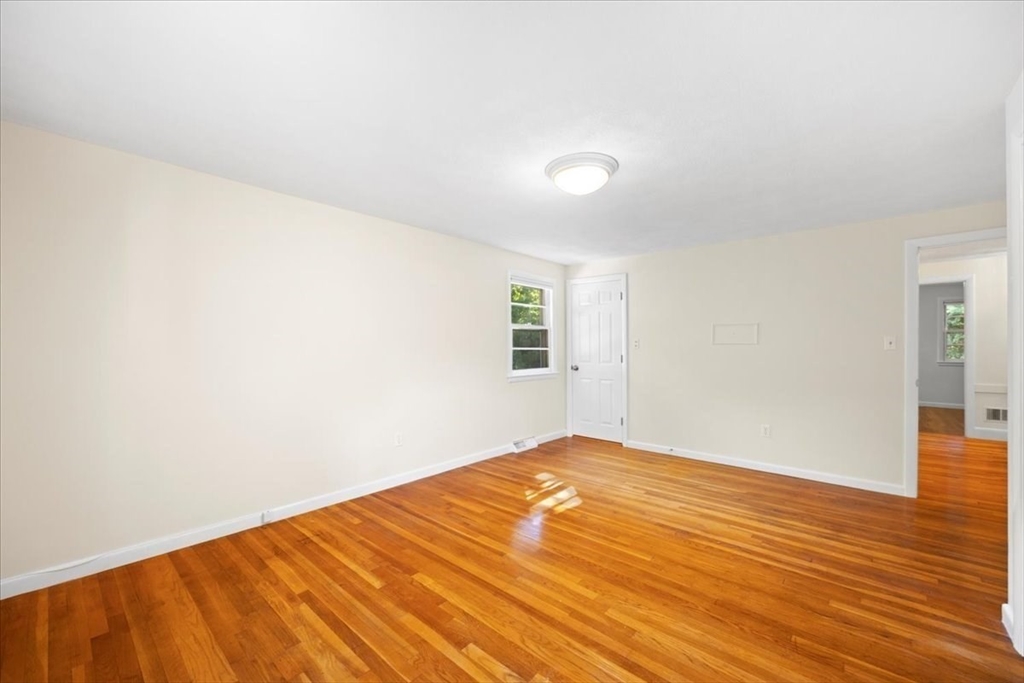 62 Longfellow Rd