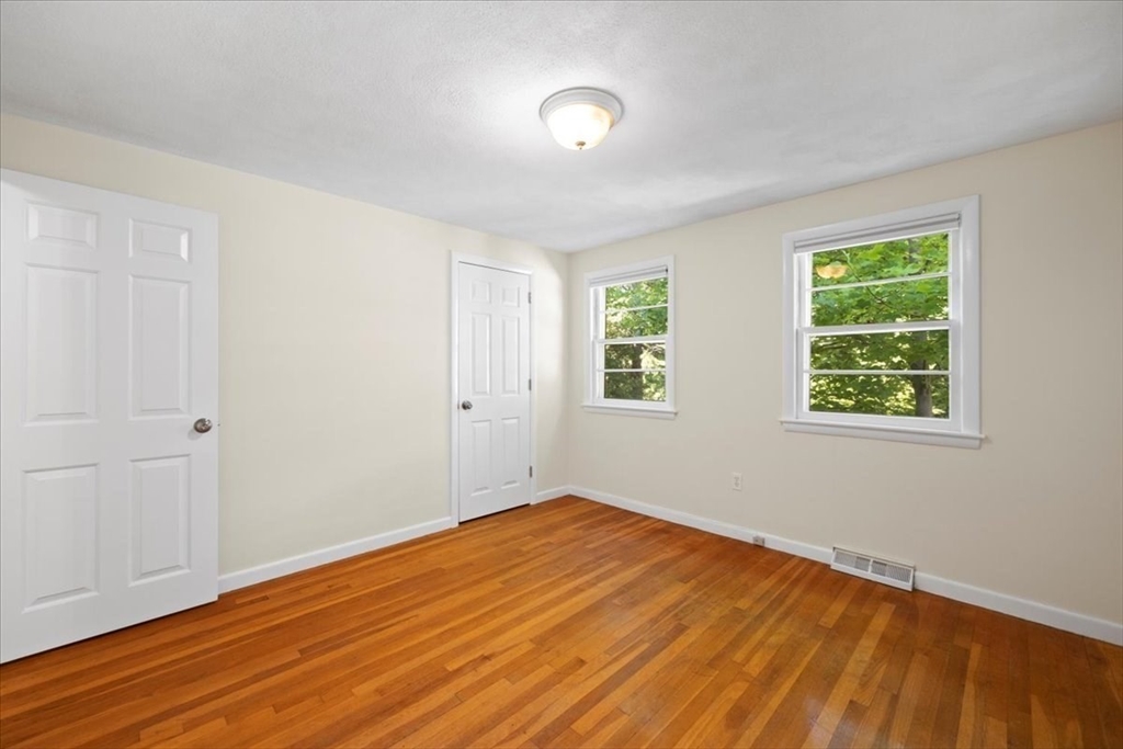 62 Longfellow Rd