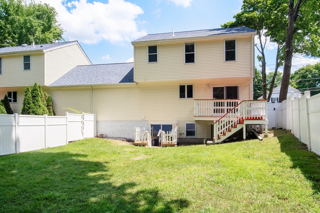 1083 Main St # 1083