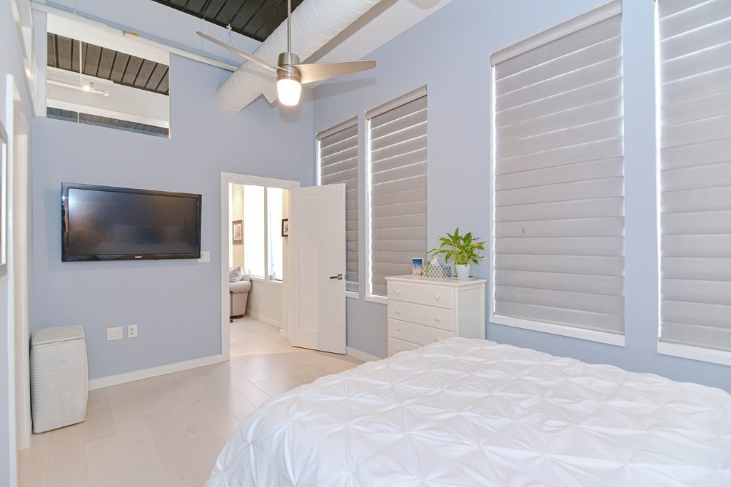 27 Wareham St # 101