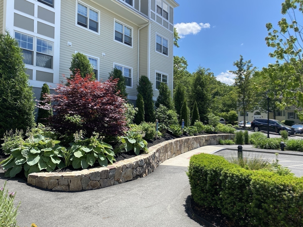 2 Manor Terrace # 213