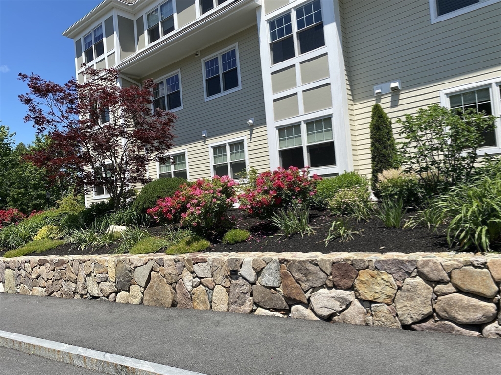 2 Manor Terrace # 213