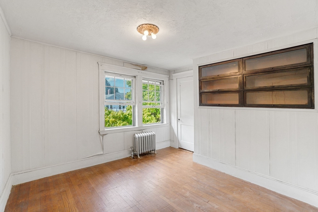 55 Winsor Ave