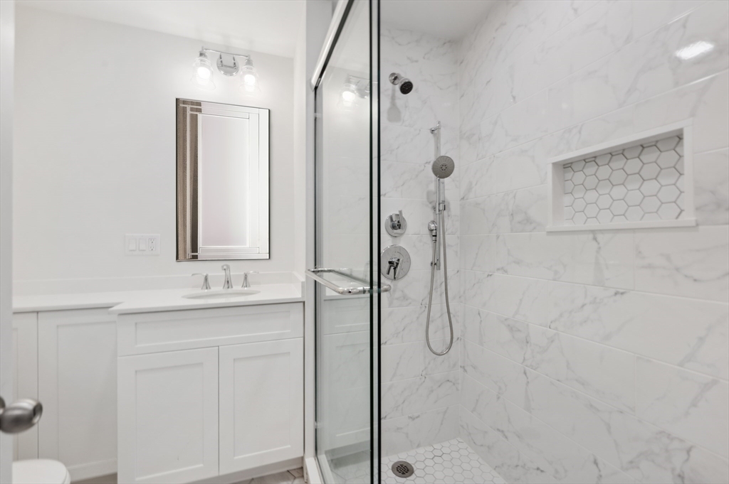 48 Beacon St # 6F