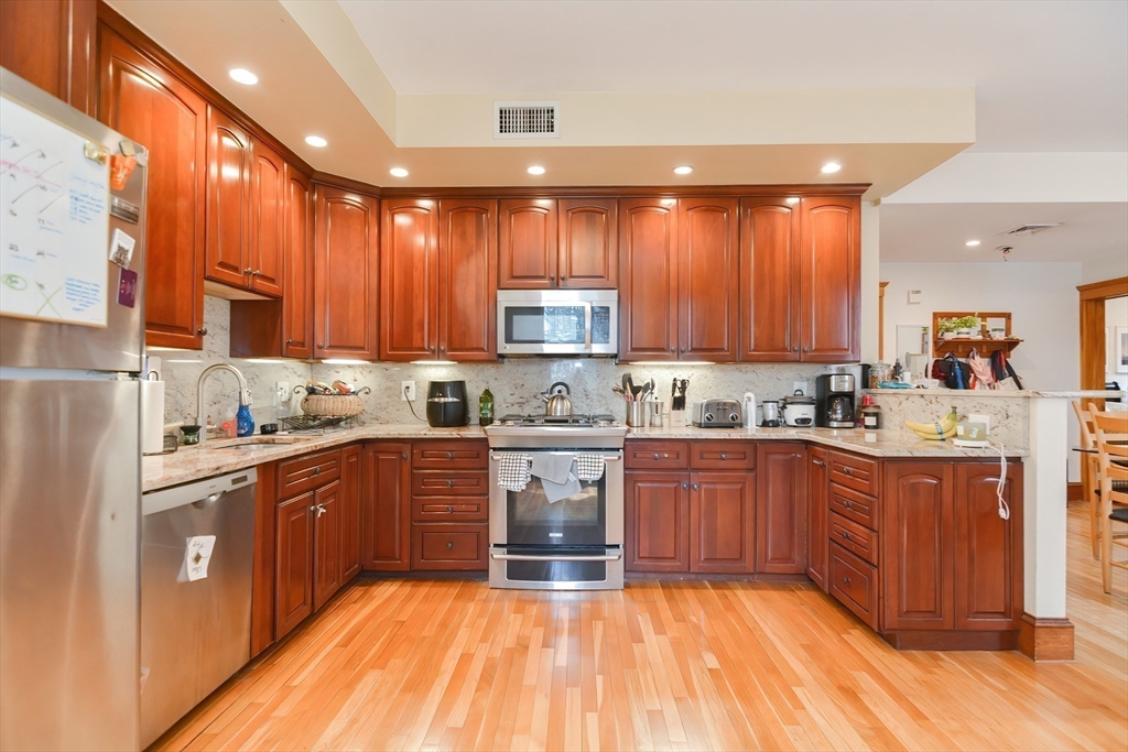 90 Browne St. # 2