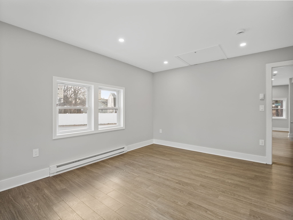 22 New Foster Ave